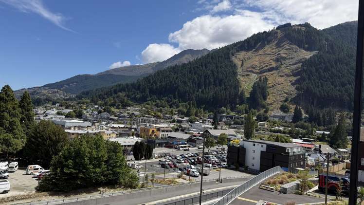 16/71 Ballarat Street Queenstown_12