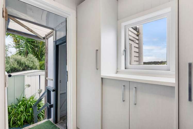 1/154 Glengarry Road Glen Eden_12