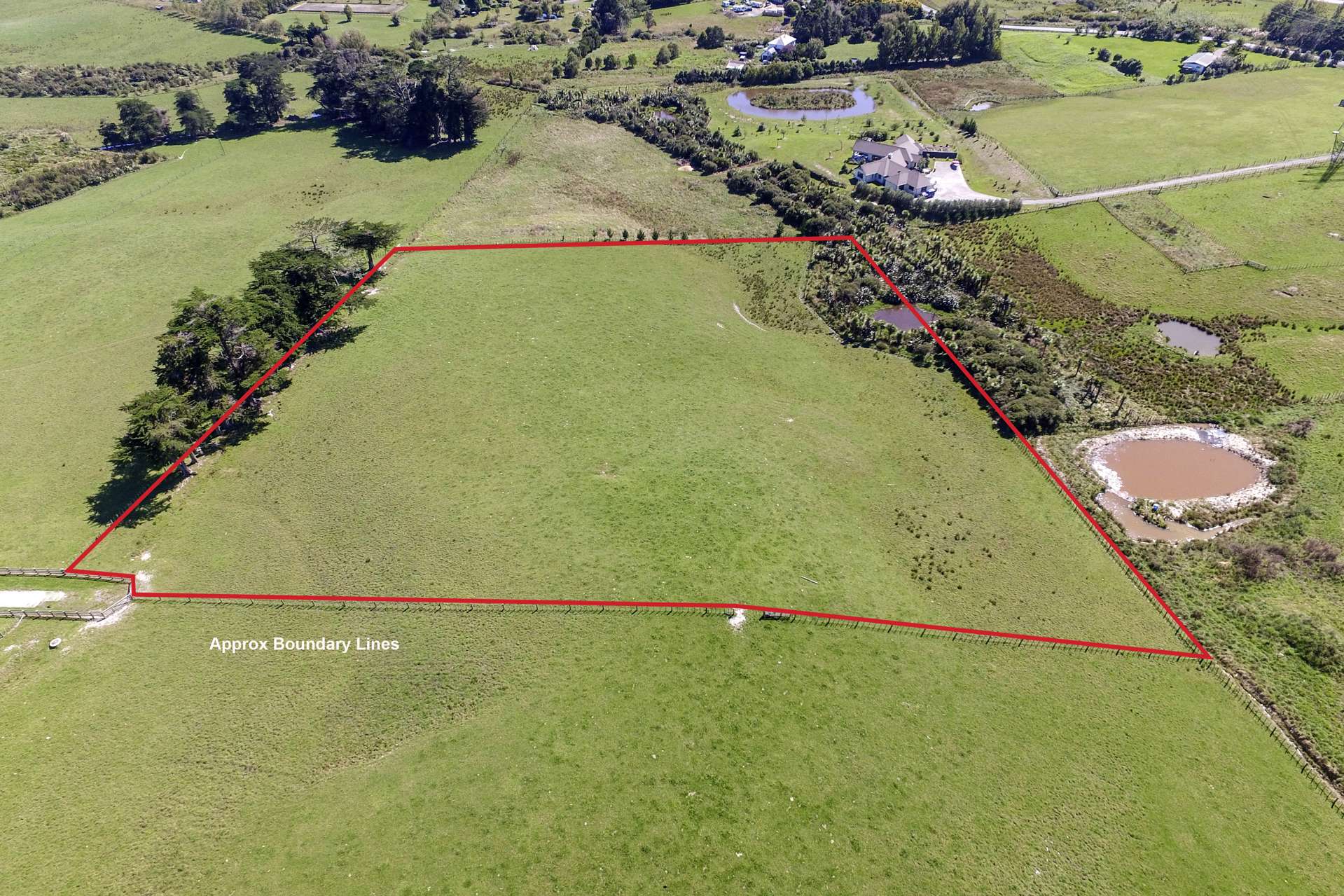 10 Bobs Way Dairy Flat_0