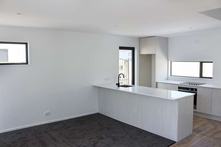 C/199 Hills Road 1533_2
