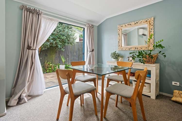 35B Henderson Crescent_0