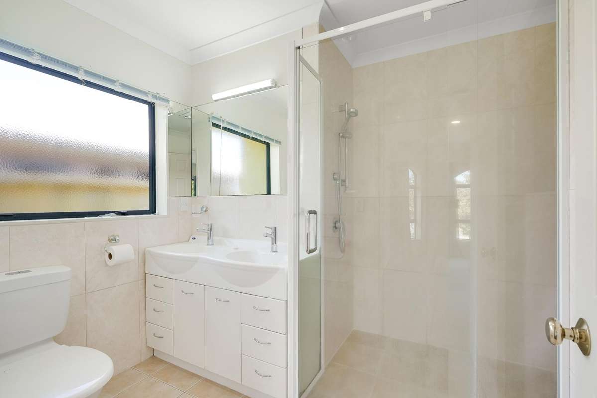 77 Saint James Drive_3