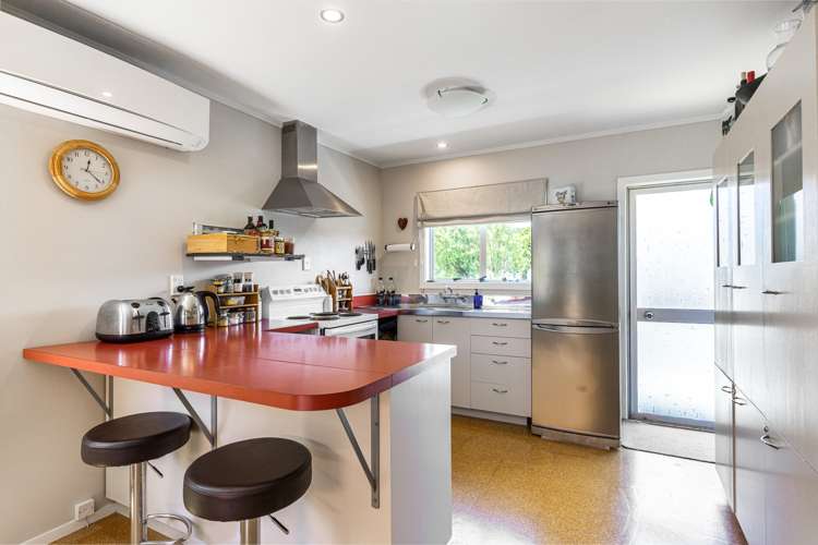 4 Hartley Avenue Onetangi_10