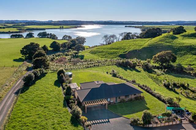 192 Hauroto Bay Road Raglan_2