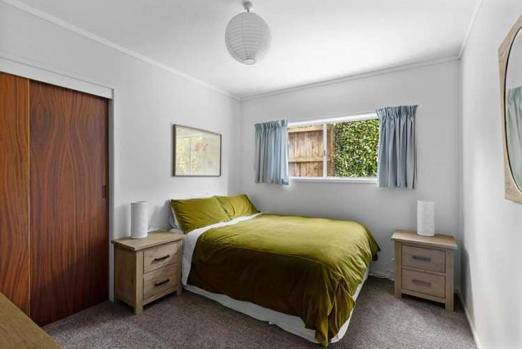 1068 Whangaparaoa Road Matakatia_11