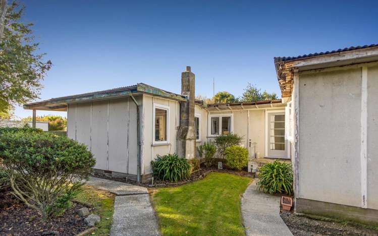 576 Maddisons Road Weedons_1