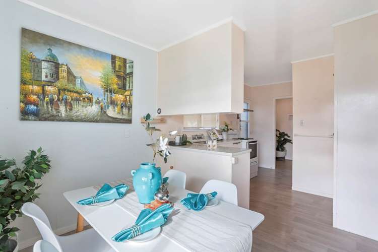 3/2 Mickle Street Te Atatu South_5