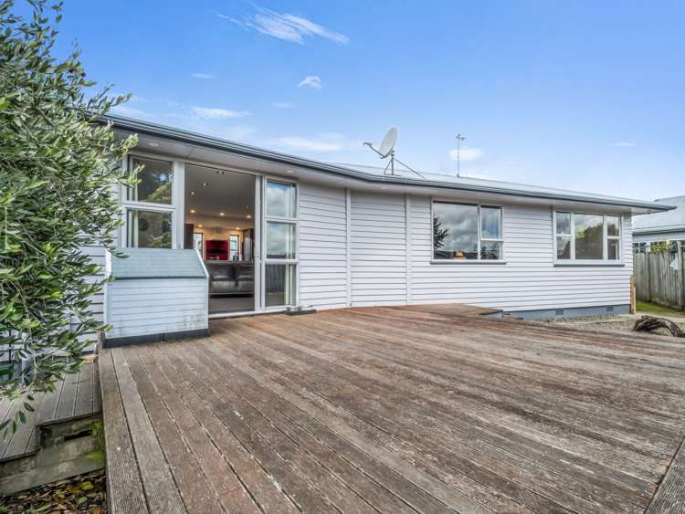 61 Apollo Parade Milson_10