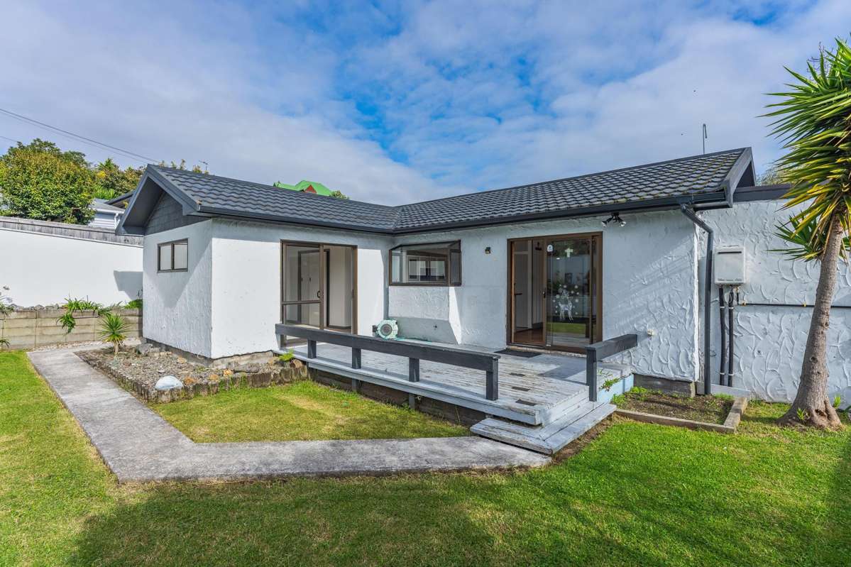 18 Ruru Road_2