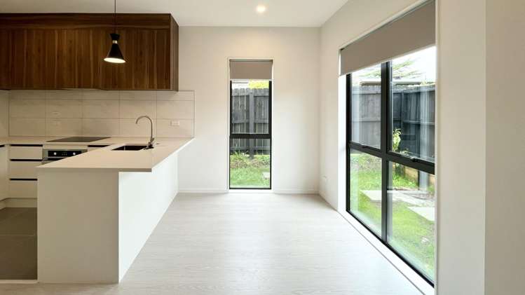 9/8 Rosier Road_0