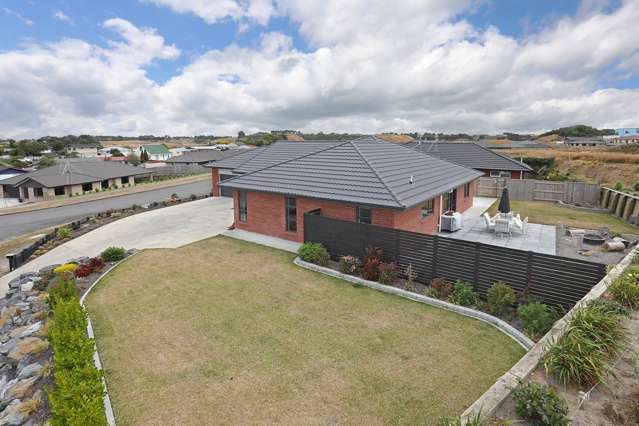 8 Macdonald Heights Feilding_1