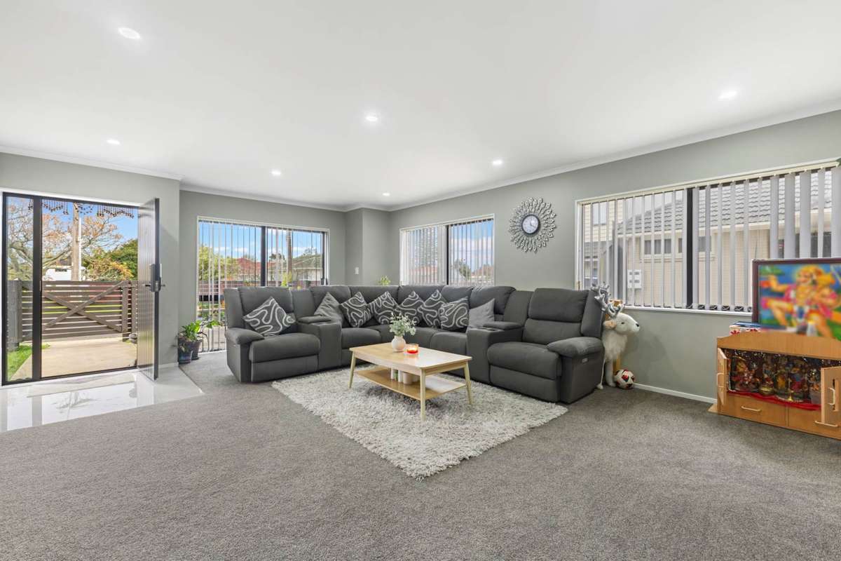 12/30 Calvert Avenue_1