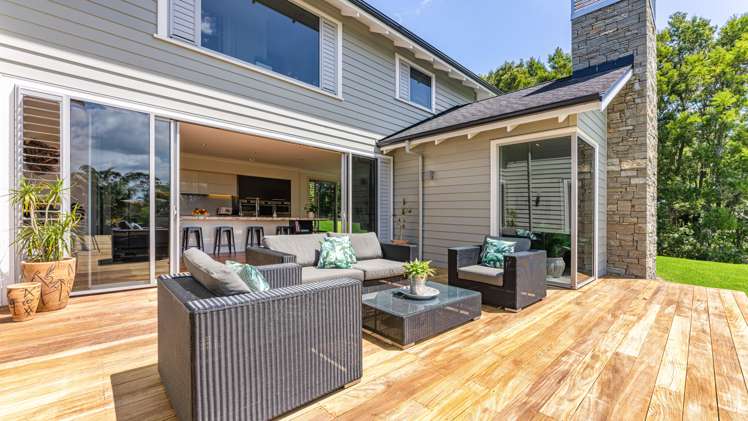 851 Ridge Road Riverhead_18