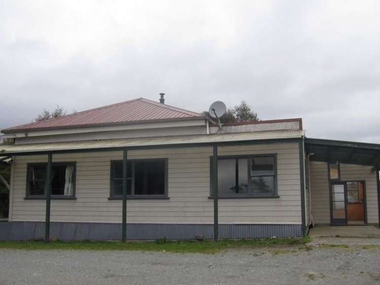 871 State Highway 6 Rapahoe_0