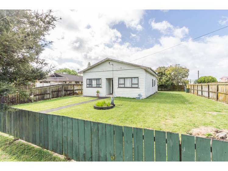 22 West Coast Road Glen Eden_1