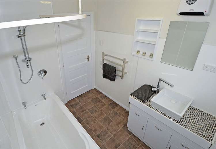 99 Clermiston Avenue Corstorphine_6