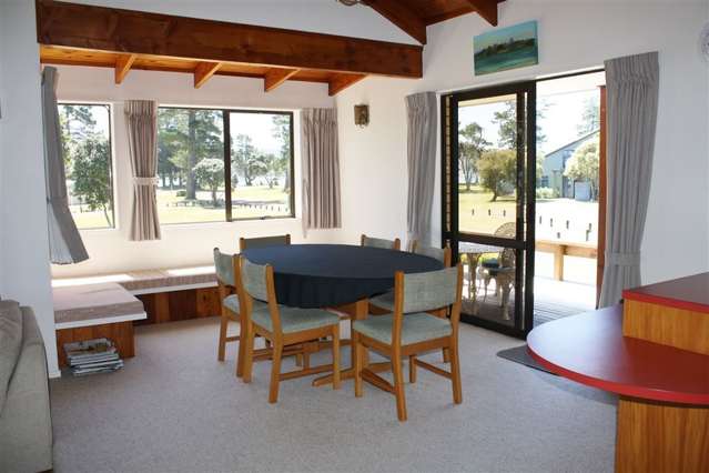 41 Pleasant Place Pauanui_2