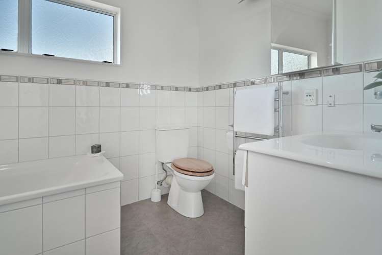 14 Hunters Hill Havelock North_15