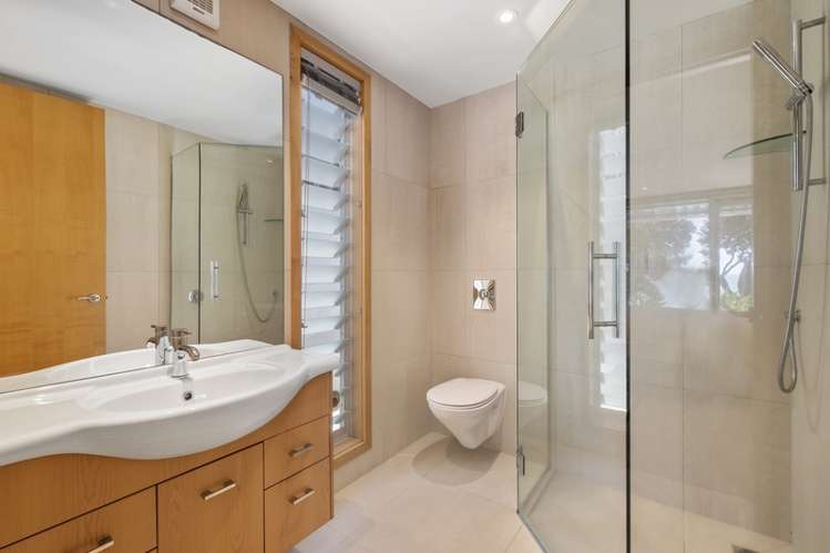 3/31 Sanders Avenue Takapuna_13