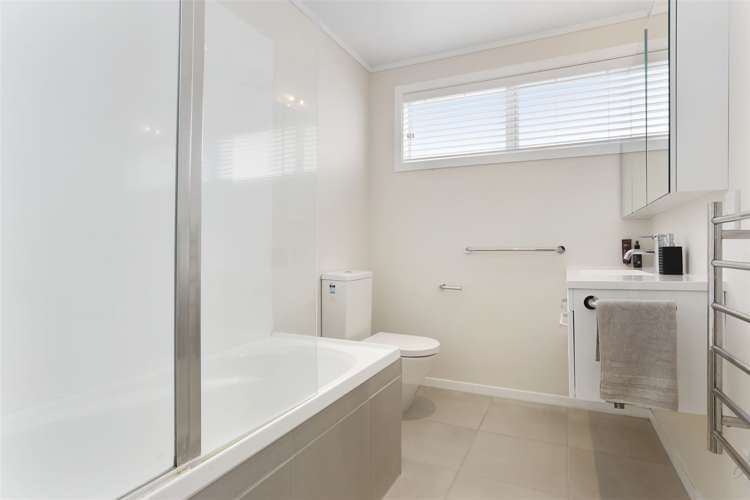2/29 Rangitoto Terrace Milford_11