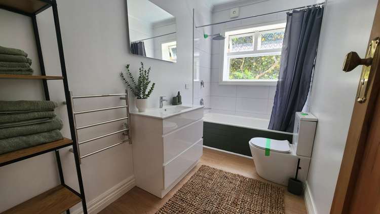 215 Takapu Road Takapu Valley_31