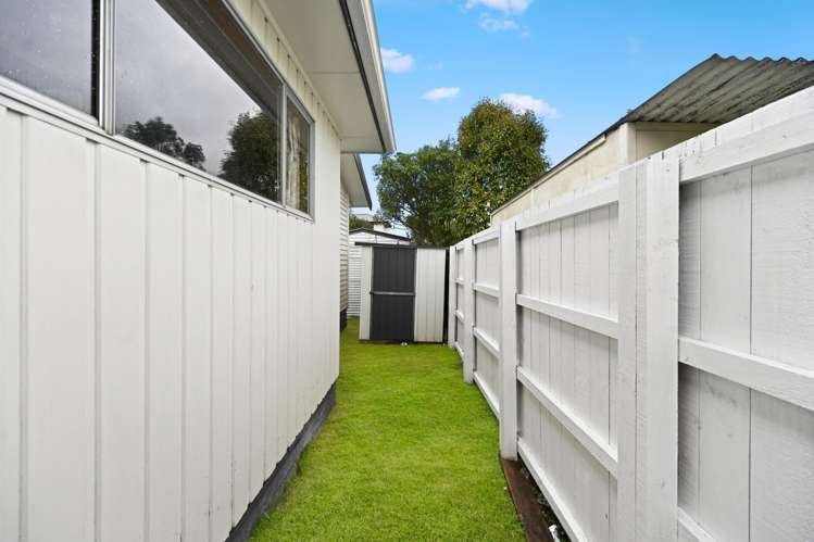 14 Wall Street Nawton_20