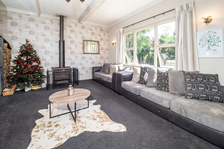 627 Boundary Road Willowby_4