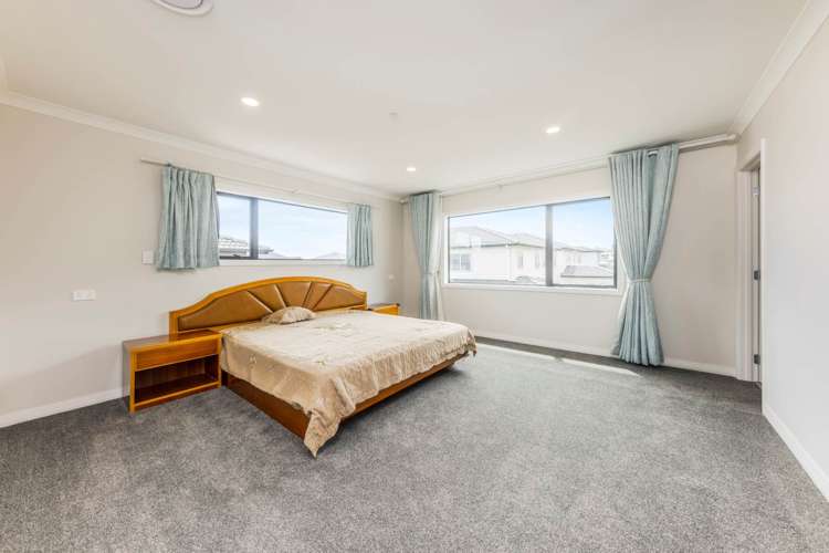 29 Casheltown Way Flat Bush_17