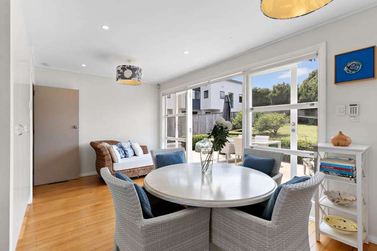 16 Clairville Crescent Wai O Taiki Bay_28