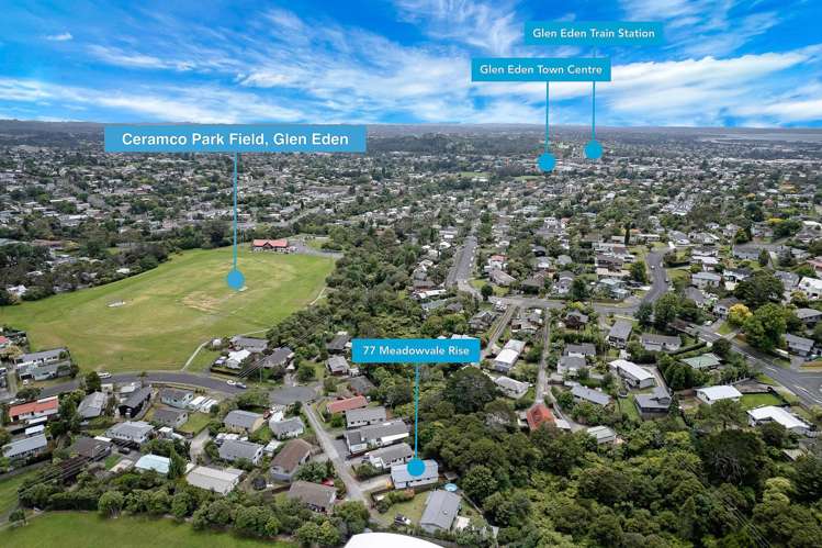 77 Meadowvale Rise Titirangi_22