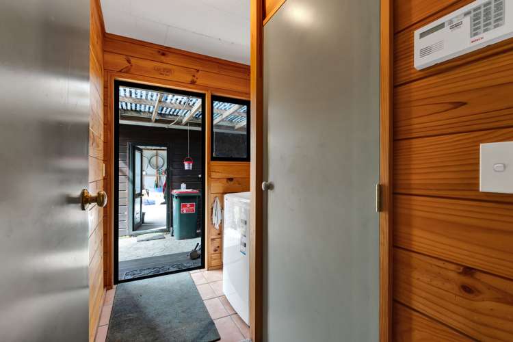 538 Everett Road Inglewood_18