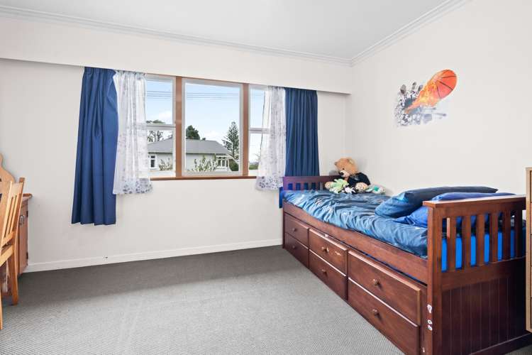 8 Adams Place Kamo_17