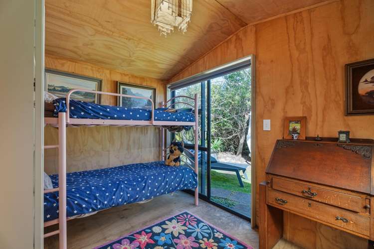 360 Main Road Tairua_21