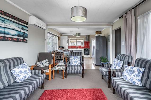 167 Mahia Road Wattle Downs_3