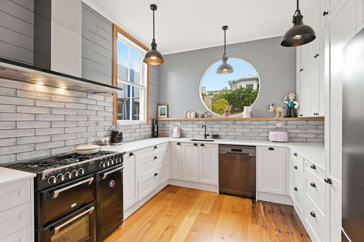 13 Daniell Street Newtown_6