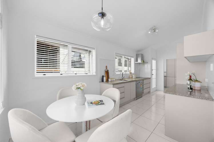 8 Portadown Avenue Pakuranga Heights_5