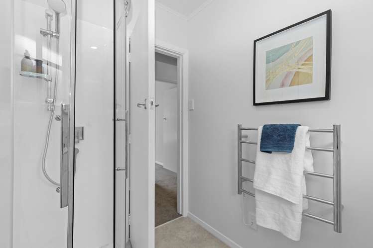 27 Lees Grove Wainuiomata_16