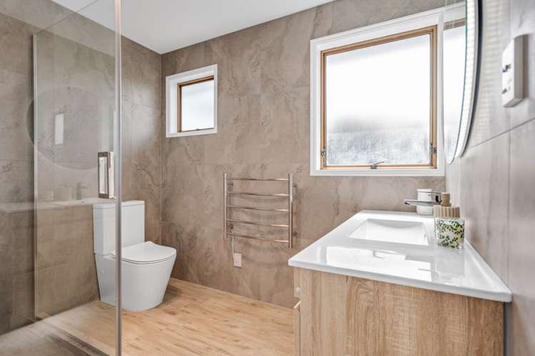 1/93 Archmillen Avenue Pakuranga Heights_12