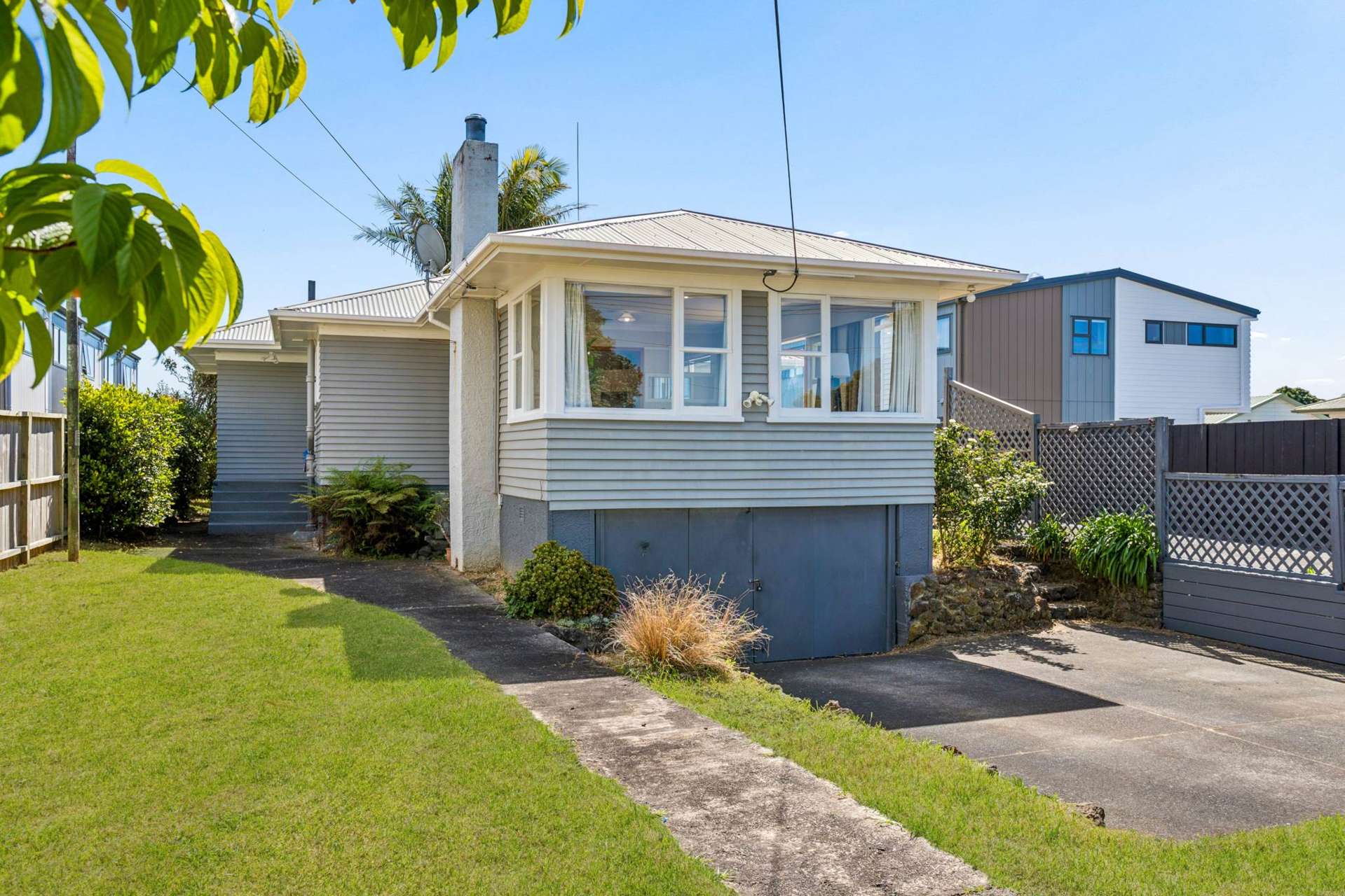 90 Gloria Avenue Te Atatu Peninsula_0