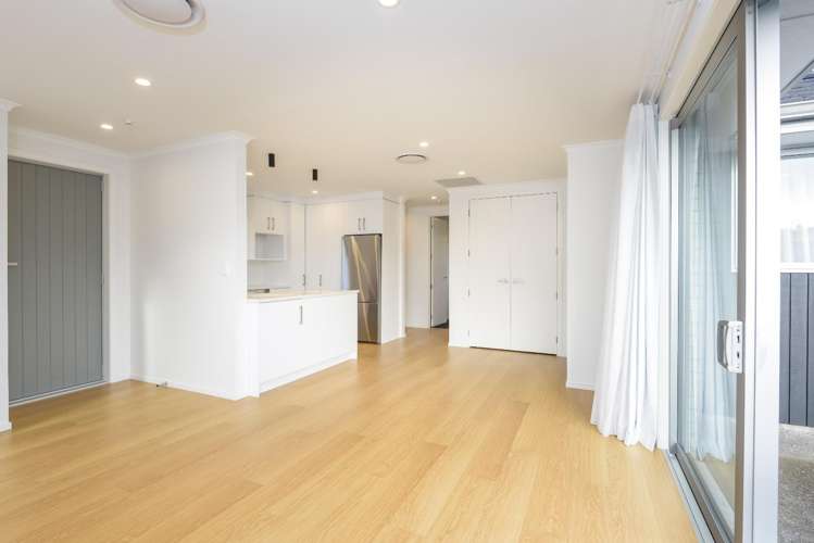 3/36 Herbert Road 10469_4