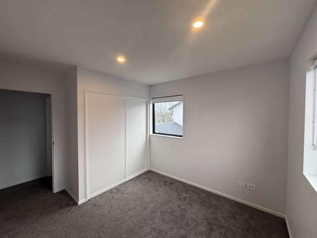 2/56 Olliviers Road Phillipstown_3