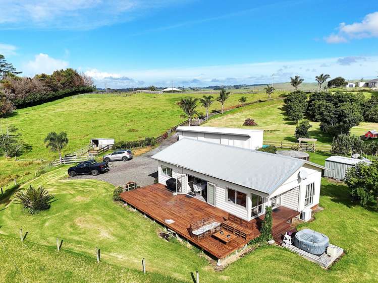 3203 Pouto Road_0