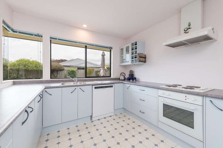 83 Templemore Drive Richmond_7