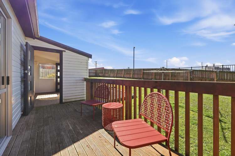 5 Columba Avenue Calton Hill_24