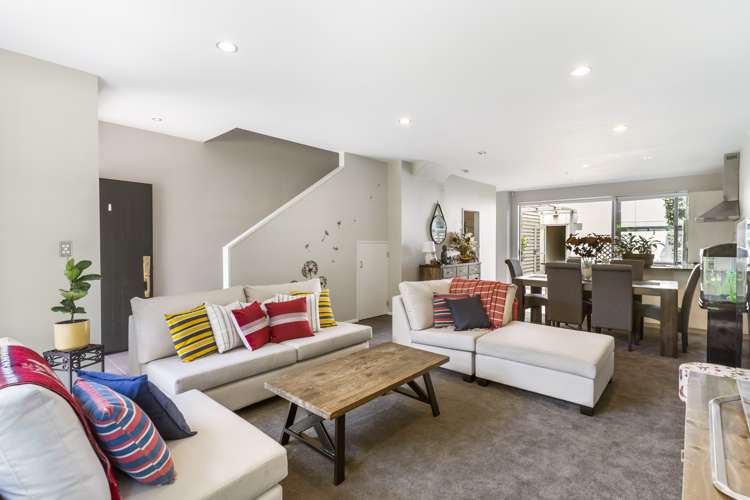 8 Kauri Drive Takanini_1