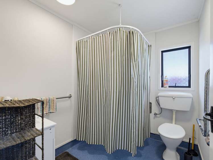 11 Oban Street Flaxmere_13