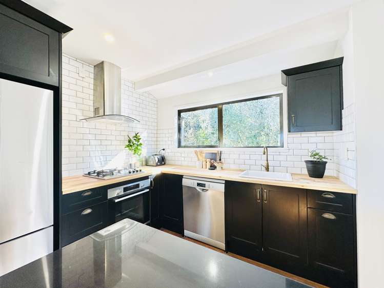 2/14 Mozeley Avenue Devonport_18