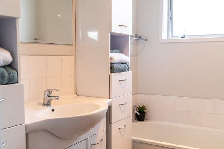 32 Livingstone Avenue Nawton_23