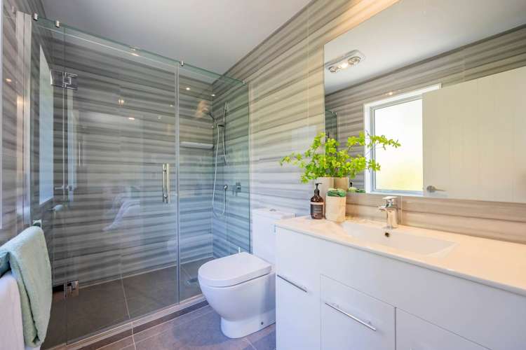 45 Colonial Drive Silverdale_29