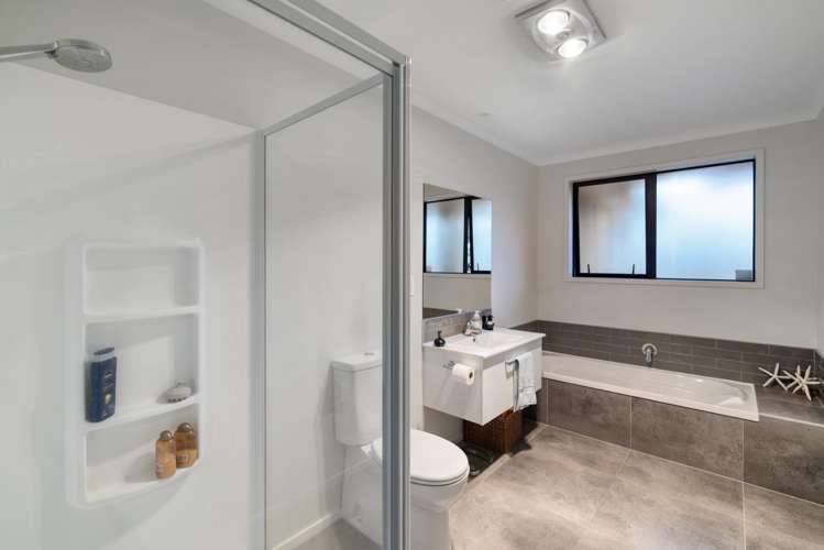 17 Te Ranga Memorial Drive Pyes Pa_9